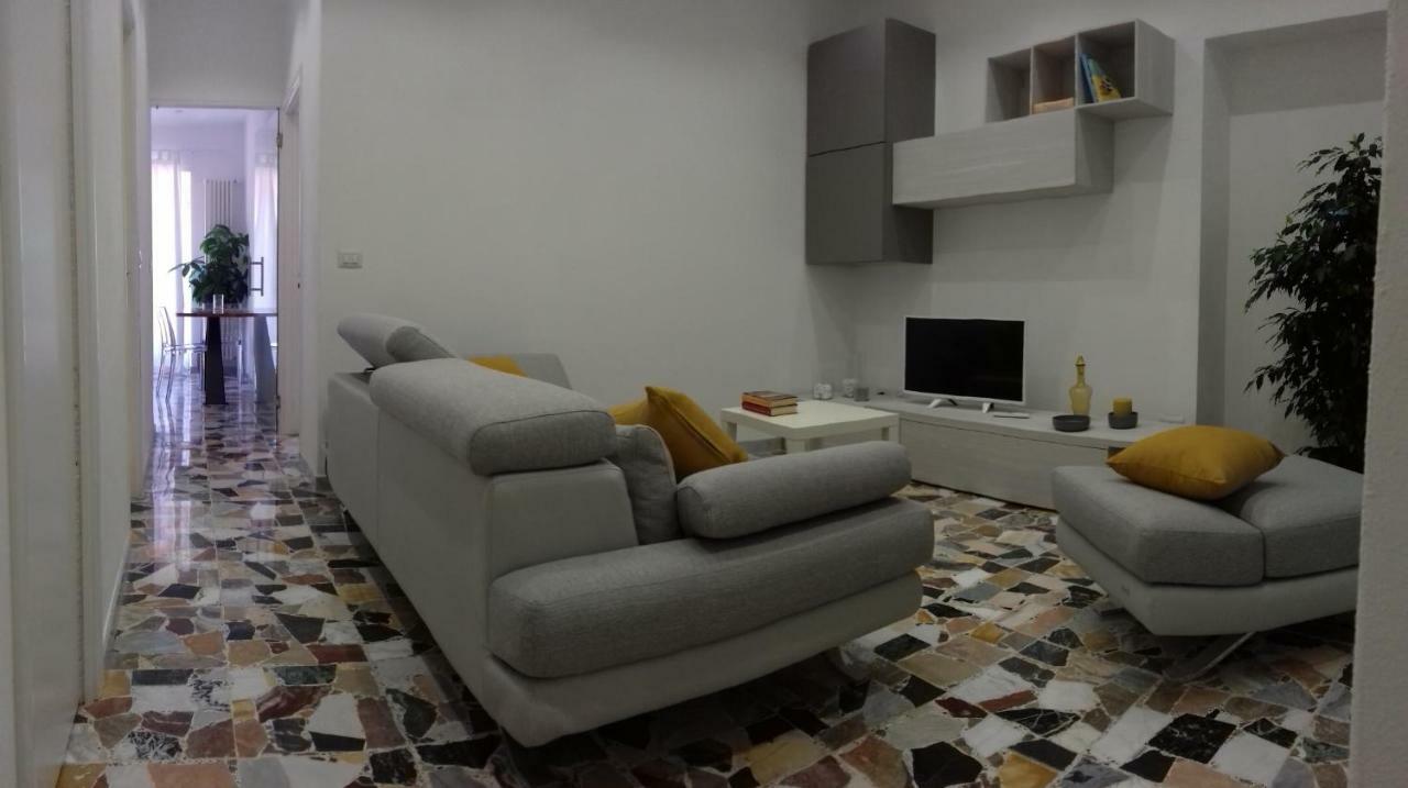 L'Ortensia Apartment Pigna Exterior foto